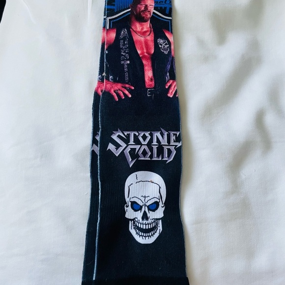 New Stone Cold Steve Austin socks - Picture 6 of 6